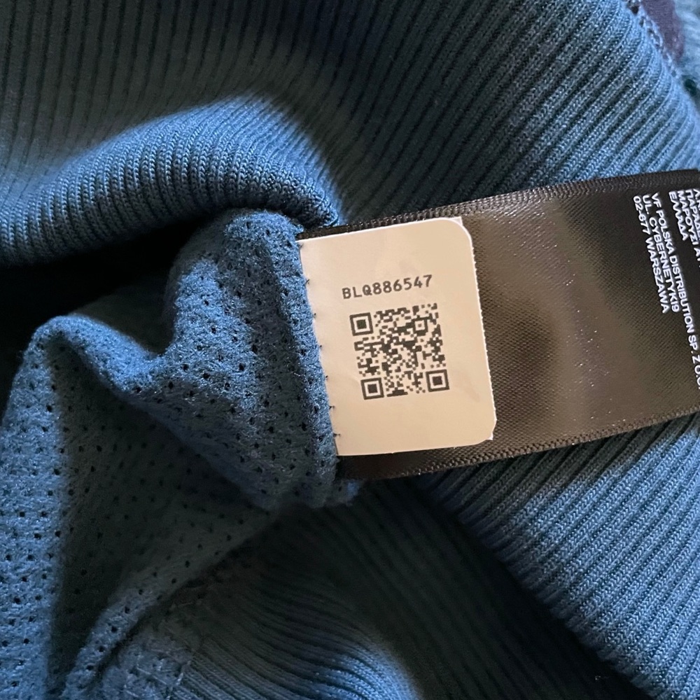 The North Face Men’s Ridge Fleece 1/4 Zip Pullover - Picture 6 of 7